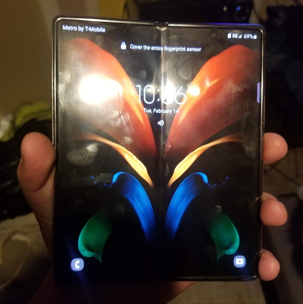 Galaxy Z Fold 2 5g perfect condition
